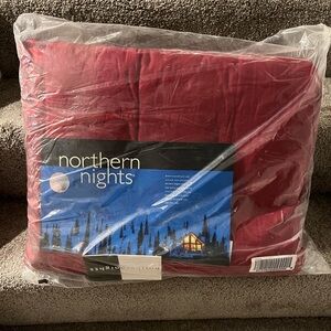 NEW! Northern Nights King Size Down Blanket Size 108x96